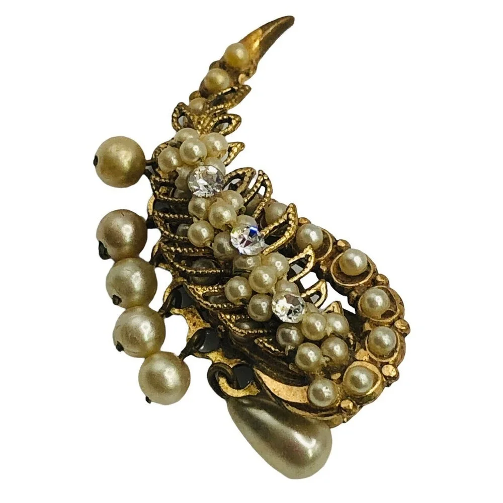 Vintage Crescent Shape Gold Tone Pearl Rhinestone Clip on Hug Ear Earrings